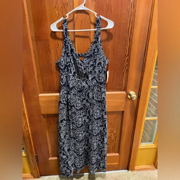 Universal Thread Black and White Floral Maxi Dress - Picture 2 of 5